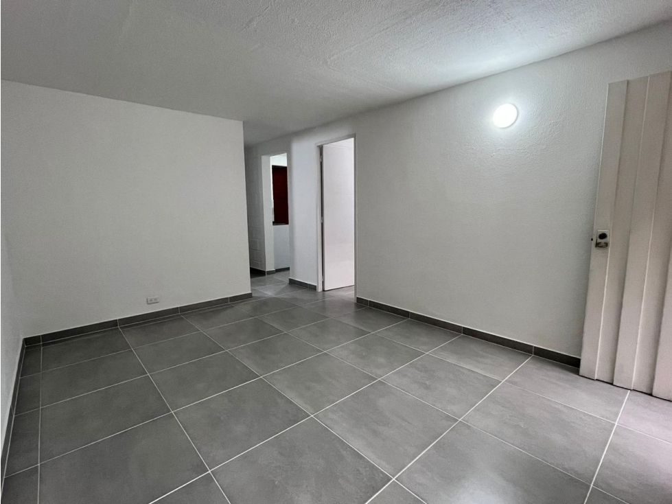 Casa en venta Antioquia Medellín Aures No1 58 m2 Habitaciones 3 Baños 2 Garajes 0 Precio $320000000