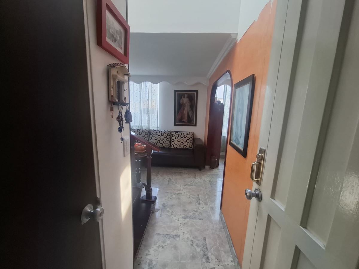 Casa en arriendo Cundinamarca Bogotá Ub Castilla Real 100 m2 Habitaciones 2 Baños 2 Garajes 0 Precio $1650000