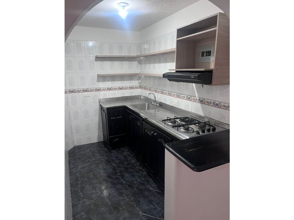 Apartamento en venta Antioquia Medellín Los Alcazares 60 m2 Habitaciones 2 Baños 1 Garajes 0 Precio $220000000