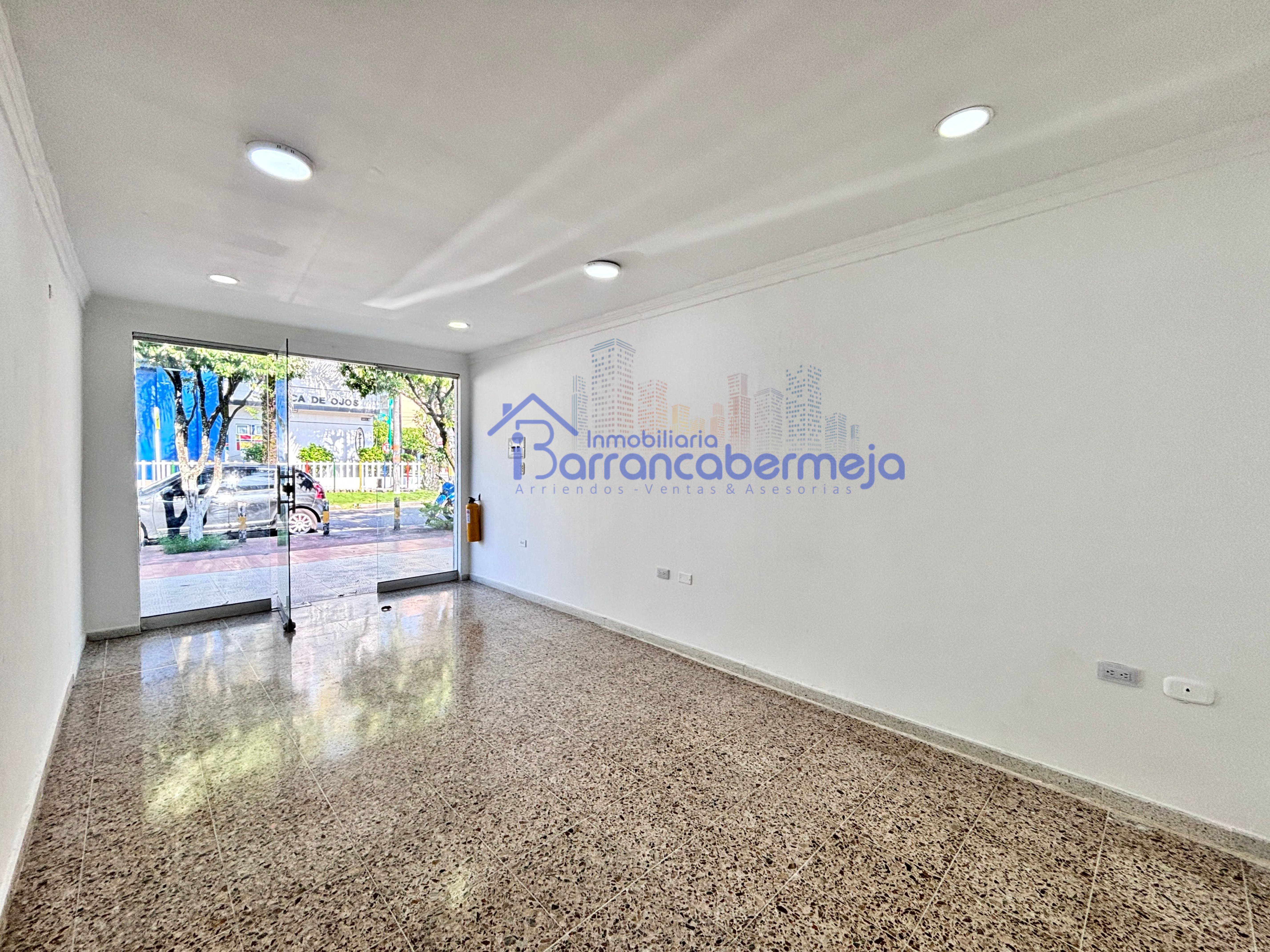 Local en arriendo Santander Barrancabermeja Colombia 15 m2 Habitaciones 0 Baños 1 Garajes 0 Precio $900000