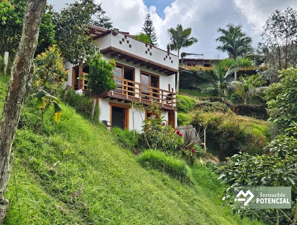 Casa Campestre en arriendo Antioquia Rionegro Cuatro Esquinas 78 m2 Habitaciones 1 Baños 2 Garajes 1 Precio $1800000