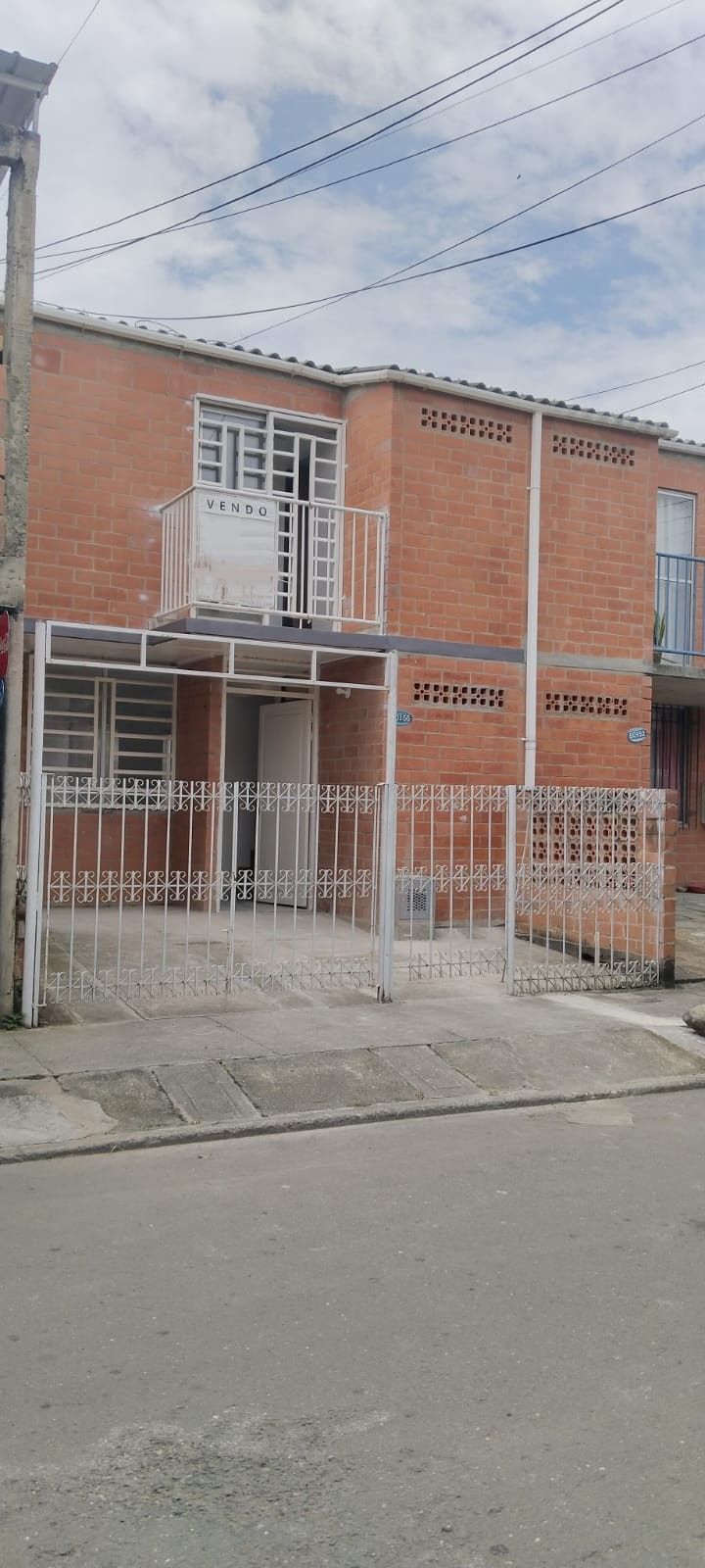 Casa en venta Valle Del Cauca Jamundí Cd Las Flores 60 m2 Habitaciones 2 Baños 2 Garajes 1 Precio $148000000