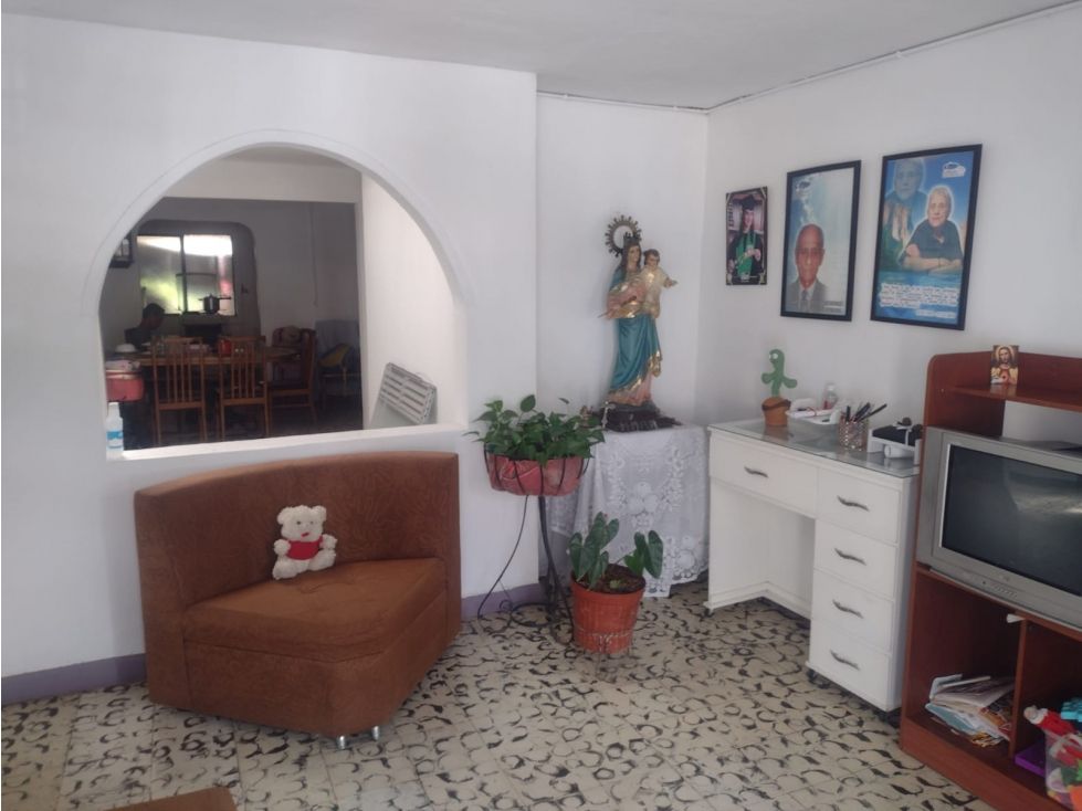 Casa en venta Antioquia Itagüí Itagüí 184 m2 Habitaciones 5 Baños 1 Garajes 0 Precio $450000000