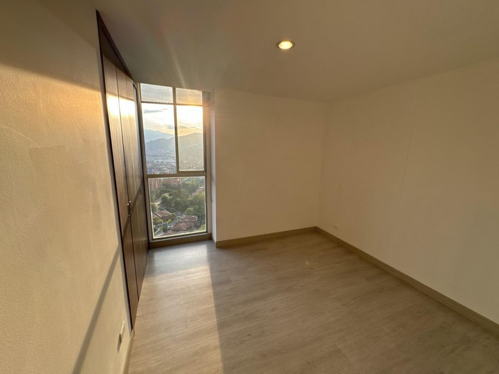 Apartamento en venta Antioquia Envigado La Inmaculada 83 m2 Habitaciones 2 Baños 2 Garajes 2 Precio $504000000