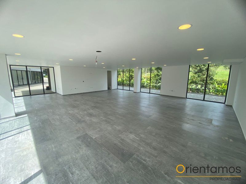 Local en arriendo Antioquia Rionegro El Porvenir 130 m2 Habitaciones 0 Baños 1 Garajes 0 Precio $7200000