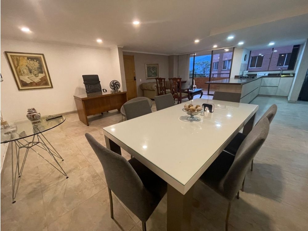 Apartamento en venta Antioquia Envigado Bosques De Zúñiga 121 m2 Habitaciones 3 Baños 2 Garajes 2 Precio $511000000