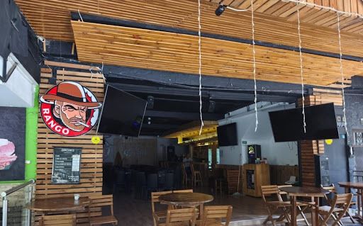 Local en arriendo Antioquia Sabaneta Entre Amigos 160 m2 Habitaciones 0 Baños 3 Garajes 0 Precio $14100000