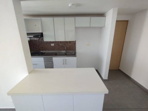 Apartamento en arriendo Antioquia Sabaneta Tres Esquinas 60 m2 Habitaciones 2 Baños 2 Garajes 1 Precio $2600000