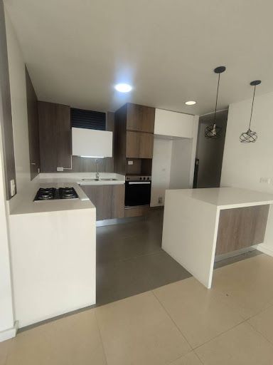 Apartamento en arriendo Antioquia Envigado Loma De Las Brujas 150 m2 Habitaciones 3 Baños 4 Garajes 2 Precio $8000000