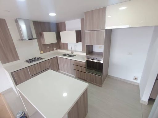 Apartamento en arriendo Antioquia Envigado Loma De Las Brujas 135 m2 Habitaciones 3 Baños 4 Garajes 2 Precio $6500000