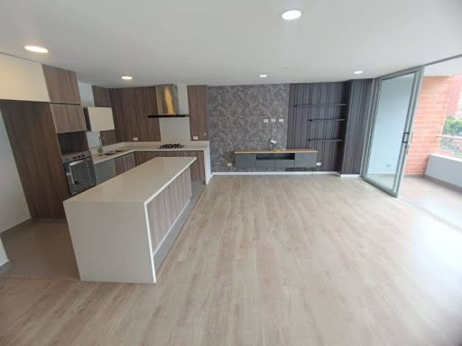 Apartamento en venta Antioquia Envigado Loma De Las Brujas 205 m2 Habitaciones 4 Baños 5 Garajes 2 Precio $1700000000