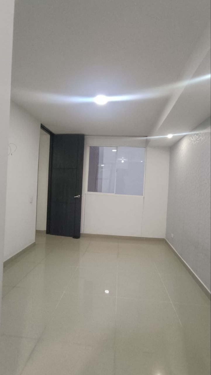 Apartamento en arriendo Valle Del Cauca Cali Conjunto Residencial Aguaclara 62 m2 Habitaciones 2 Baños 2 Garajes 0 Precio $1250000