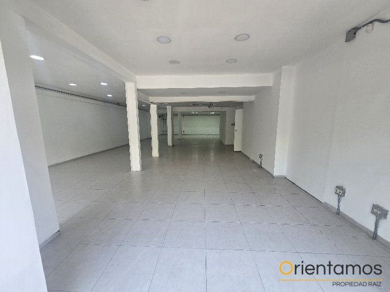 Local en arriendo Antioquia Medellín Patio Bonito 182 m2 Habitaciones 0 Baños 1 Garajes 0 Precio $14000000