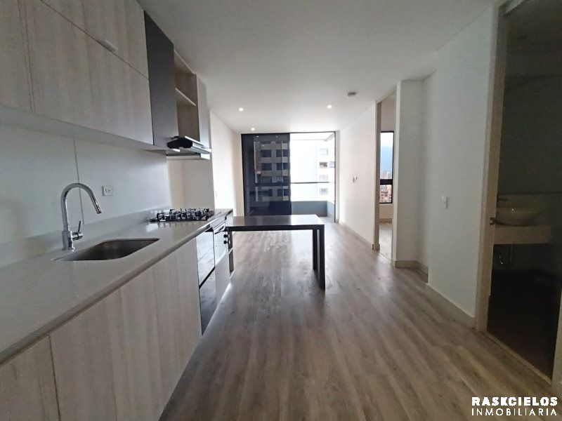 Apartaestudio en arriendo Antioquia Medellín Los Balsos No1 50 m2 Habitaciones 1 Baños 1 Garajes 1 Precio $4200000