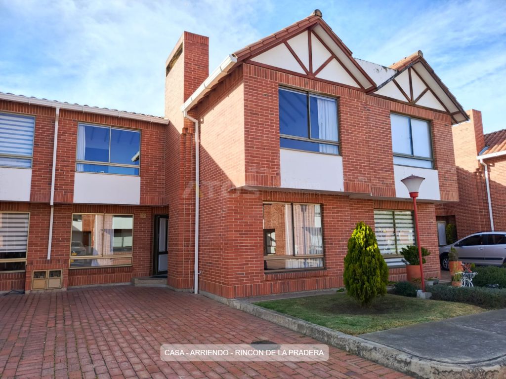 Casa en arriendo Boyacá Tunja Mezopotamia 144 m2 Habitaciones 4 Baños 3 Garajes 1 Precio $3400000