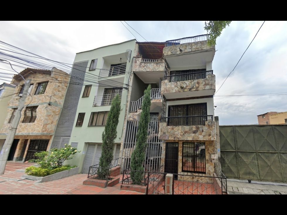 Casa en arriendo Antioquia Medellín El Danubio 150 m2 Habitaciones 3 Baños 2 Garajes 0 Precio $3800000