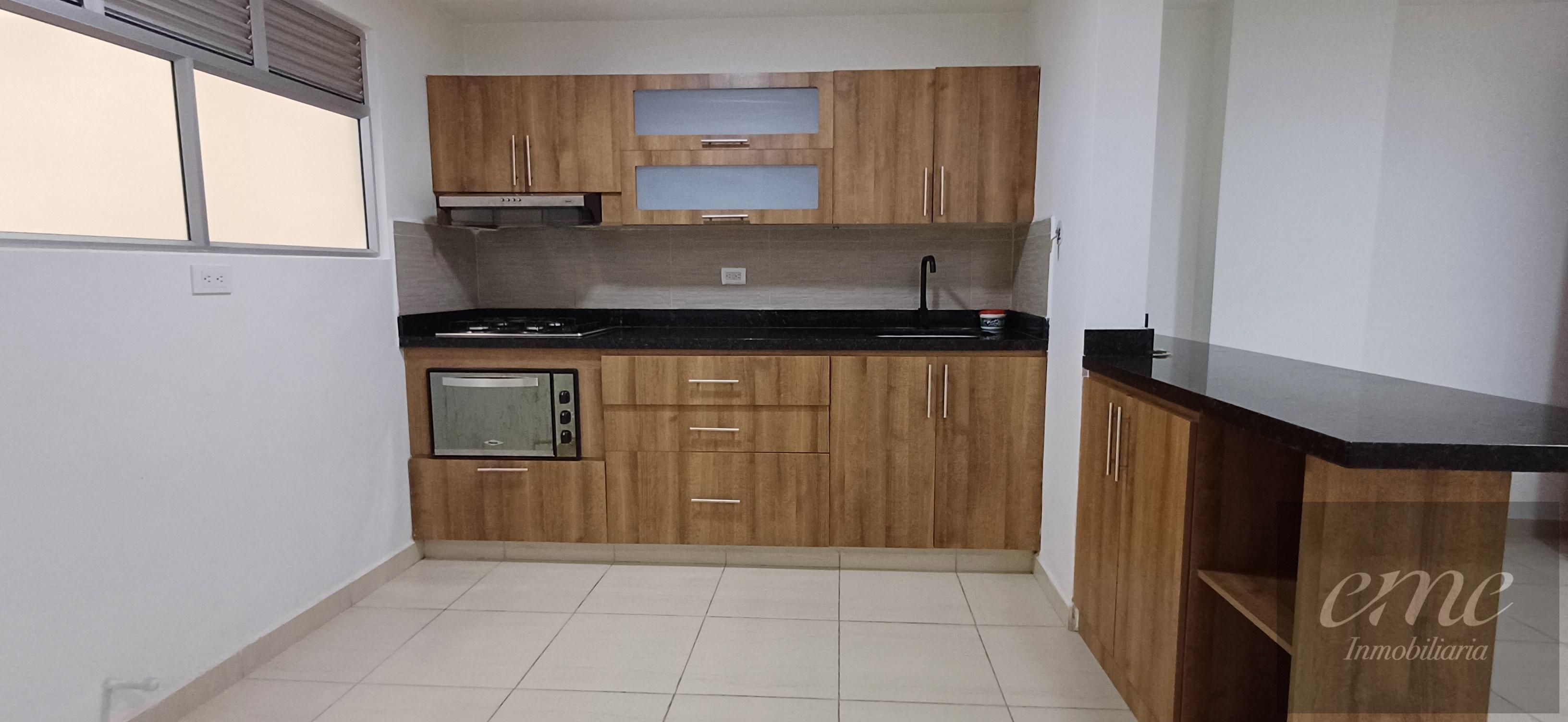 Apartamento en arriendo Antioquia Envigado Bucarest 93 m2 Habitaciones 3 Baños 2 Garajes 0 Precio $2150000