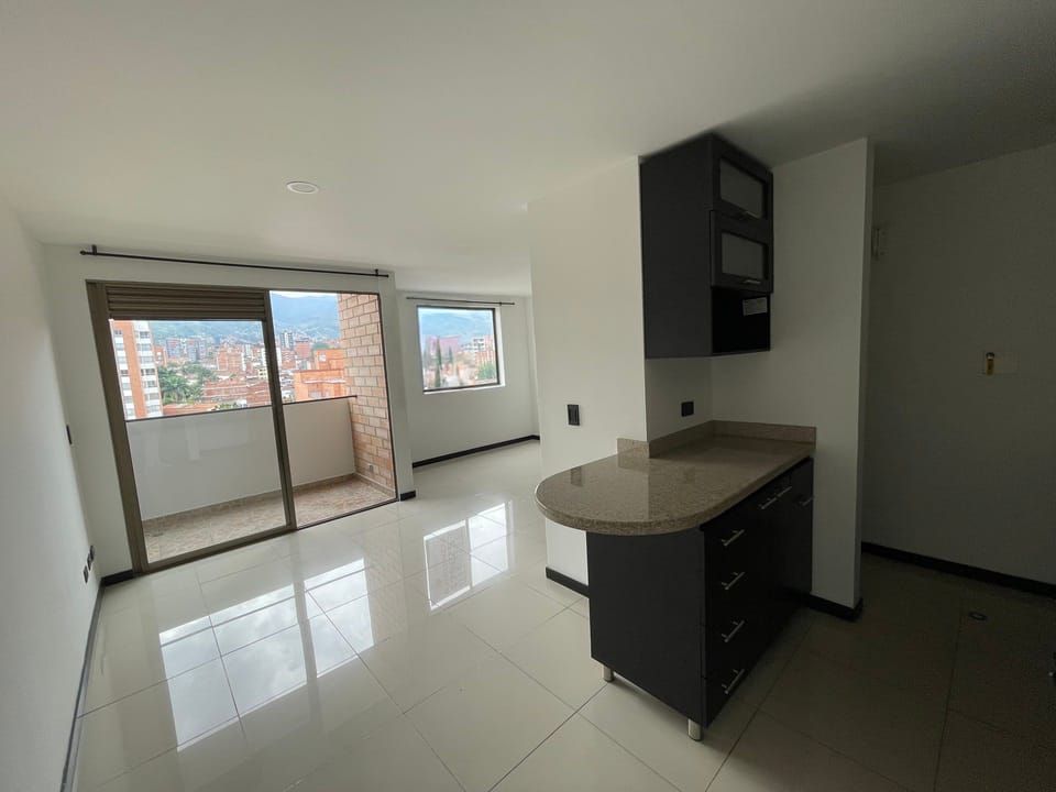 Suite en arriendo Antioquia Medellín San Joaquin 35 m2 Habitaciones 1 Baños 1 Garajes 0 Precio $2300000