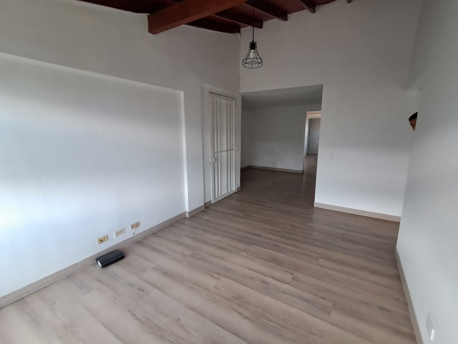 Apartamento en arriendo Antioquia Medellín San Bernardo 80 m2 Habitaciones 3 Baños 2 Garajes 1 Precio $2600000