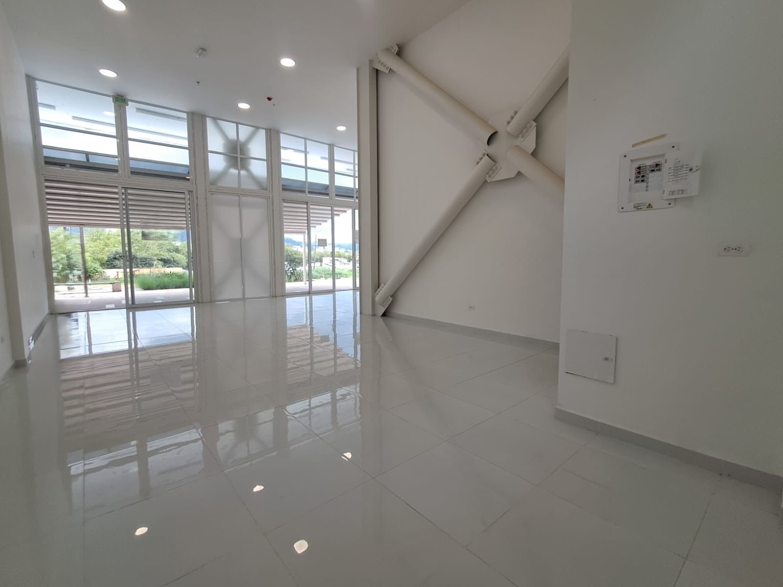 Local en arriendo Risaralda Dosquebradas Ub El Caney 83 m2 Habitaciones 0 Baños 1 Garajes 1 Precio $3800000