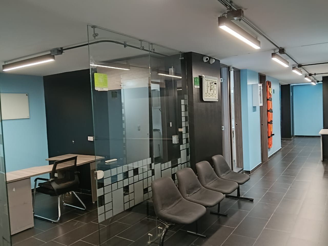 Edificio en arriendo Cundinamarca Bogotá Marsella 892 m2 Habitaciones 0 Baños 10 Garajes 2 Precio $40000000