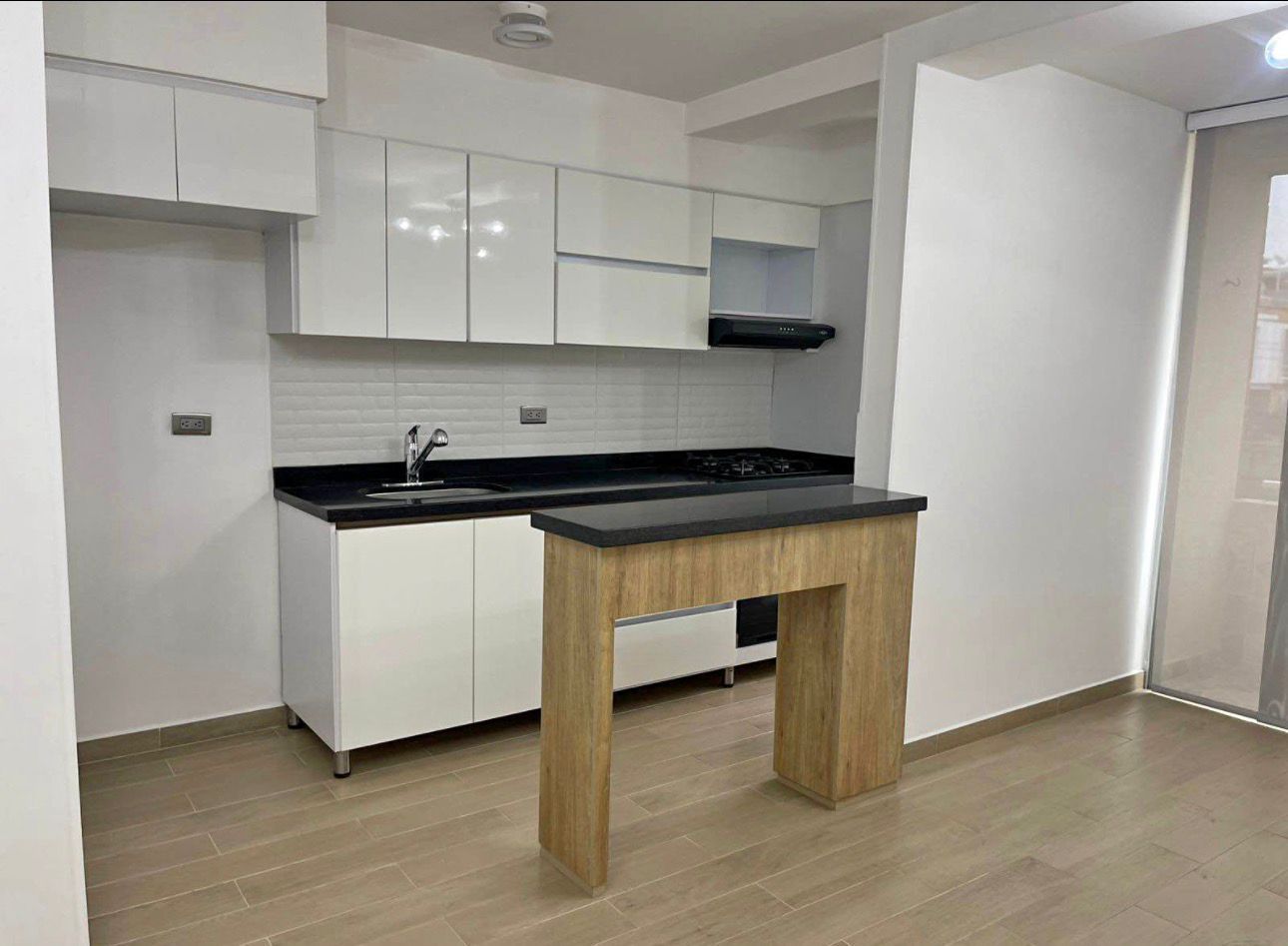 Apartamento en arriendo Risaralda Pereira La Platanera 67 m2 Habitaciones 3 Baños 2 Garajes 0 Precio $2400000