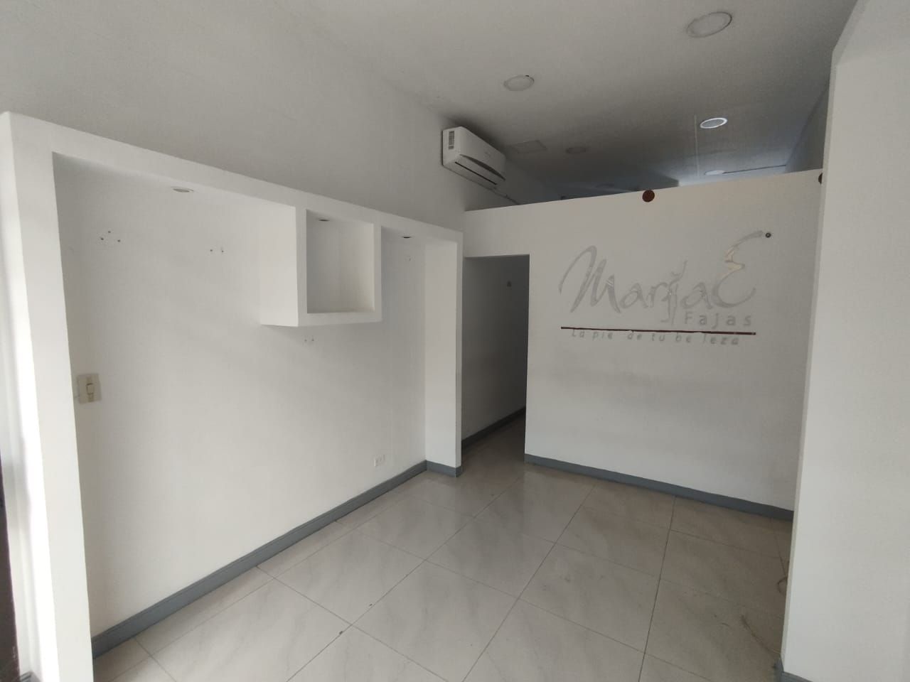 Local en arriendo Antioquia Bello Centro 30 m2 Habitaciones 0 Baños 1 Garajes 0 Precio $3500000