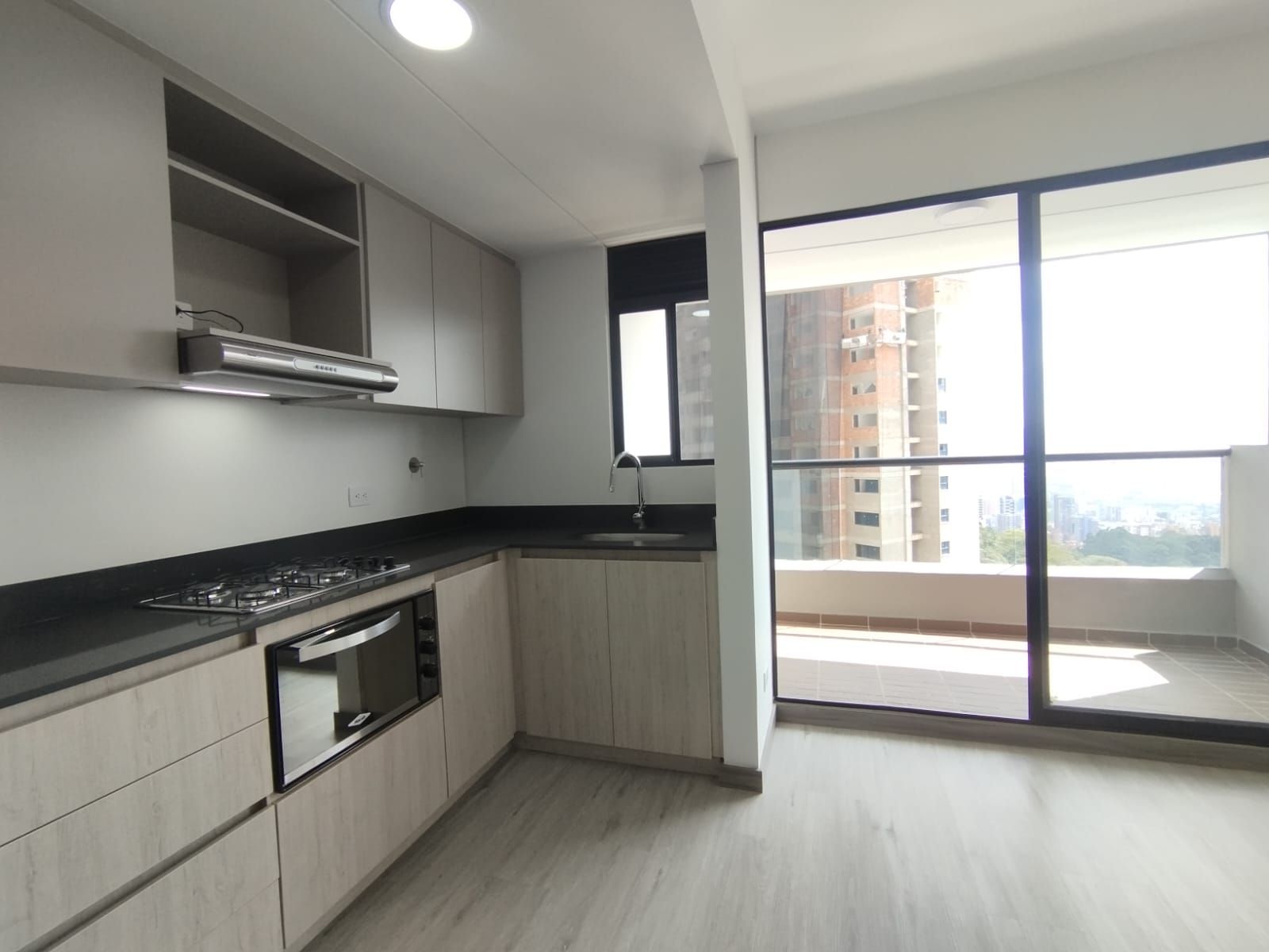 Apartamento en arriendo Antioquia Medellín Asomadera No1 60 m2 Habitaciones 2 Baños 2 Garajes 1 Precio $3800000