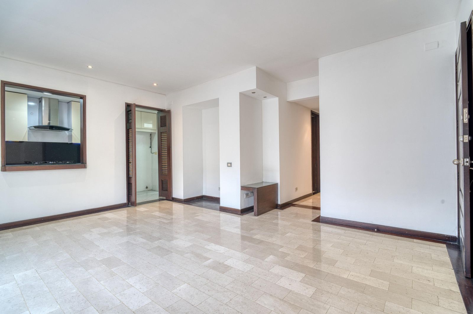 Apartamento en arriendo Valle Del Cauca Cali Normandía 145 m2 Habitaciones 2 Baños 2 Garajes 2 Precio $3300000