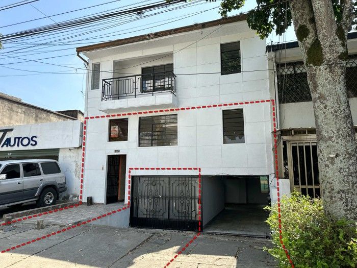 Casa en arriendo Valle Del Cauca Cali San Vicente 152 m2 Habitaciones 4 Baños 3 Garajes 1 Precio $1600000