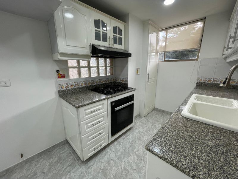 Apartamento en arriendo Antioquia Envigado Vientos De La Colina 70 m2 Habitaciones 2 Baños 2 Garajes 1 Precio $2700000