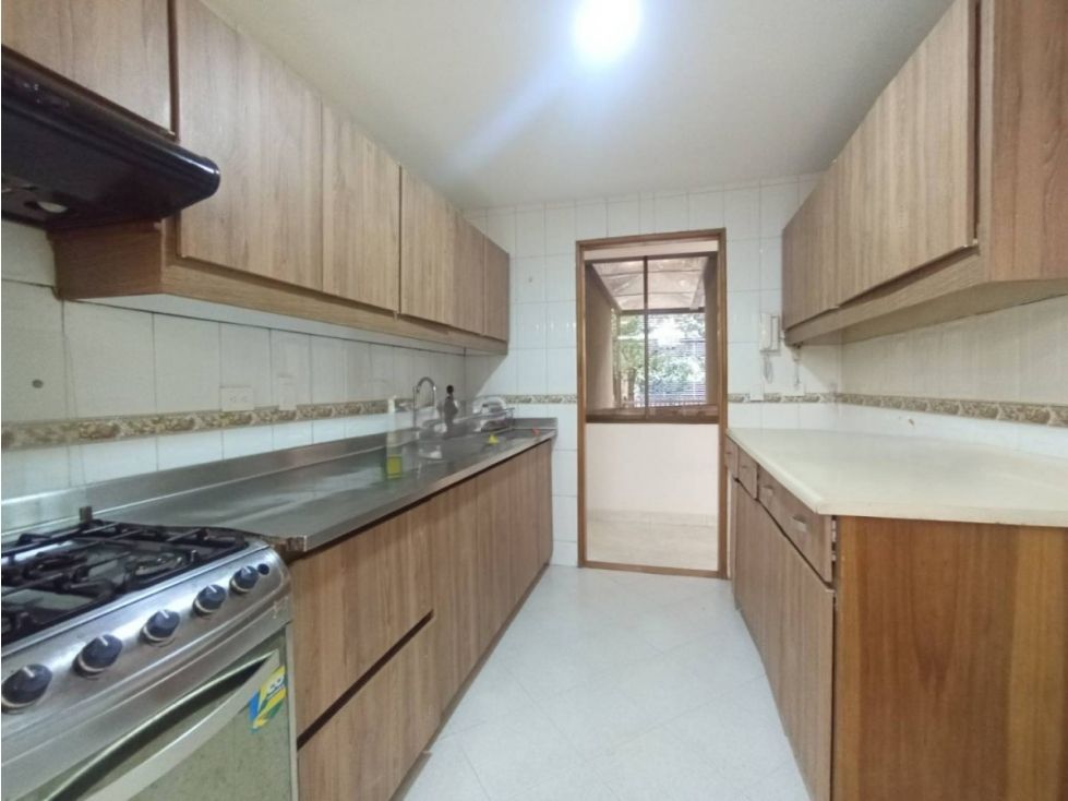 Apartamento en arriendo Antioquia Medellín Los Balsos No2 140 m2 Habitaciones 2 Baños 3 Garajes 1 Precio $4500000