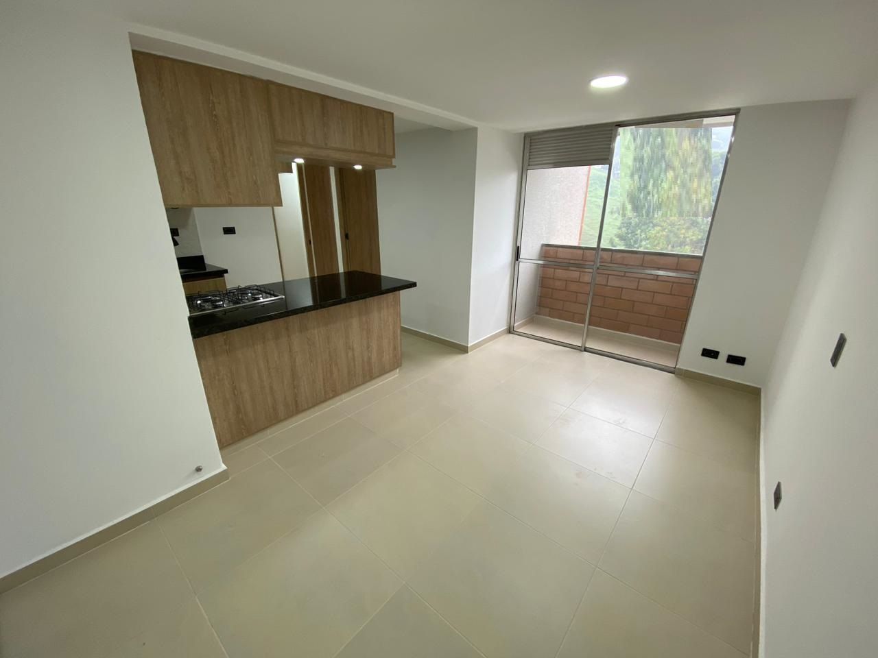 Apartamento en venta Antioquia Medellín Pajarito 53 m2 Habitaciones 3 Baños 2 Garajes 0 Precio $245000000