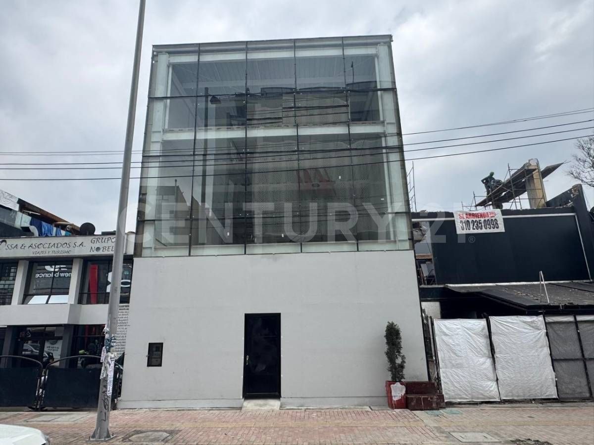 Edificio en arriendo Cundinamarca Bogotá El Retiro 390 m2 Habitaciones 0 Baños 1 Garajes 0 Precio $55000000