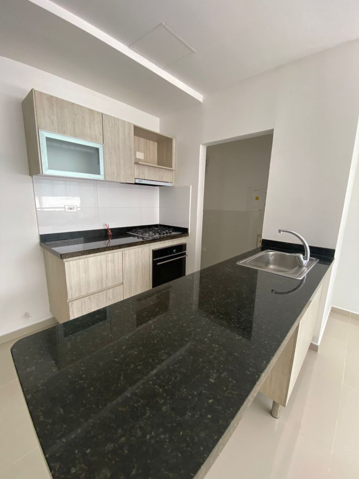 Apartaestudio en arriendo Atlántico Barranquilla Altamira 42 m2 Habitaciones 1 Baños 2 Garajes 1 Precio $2000000