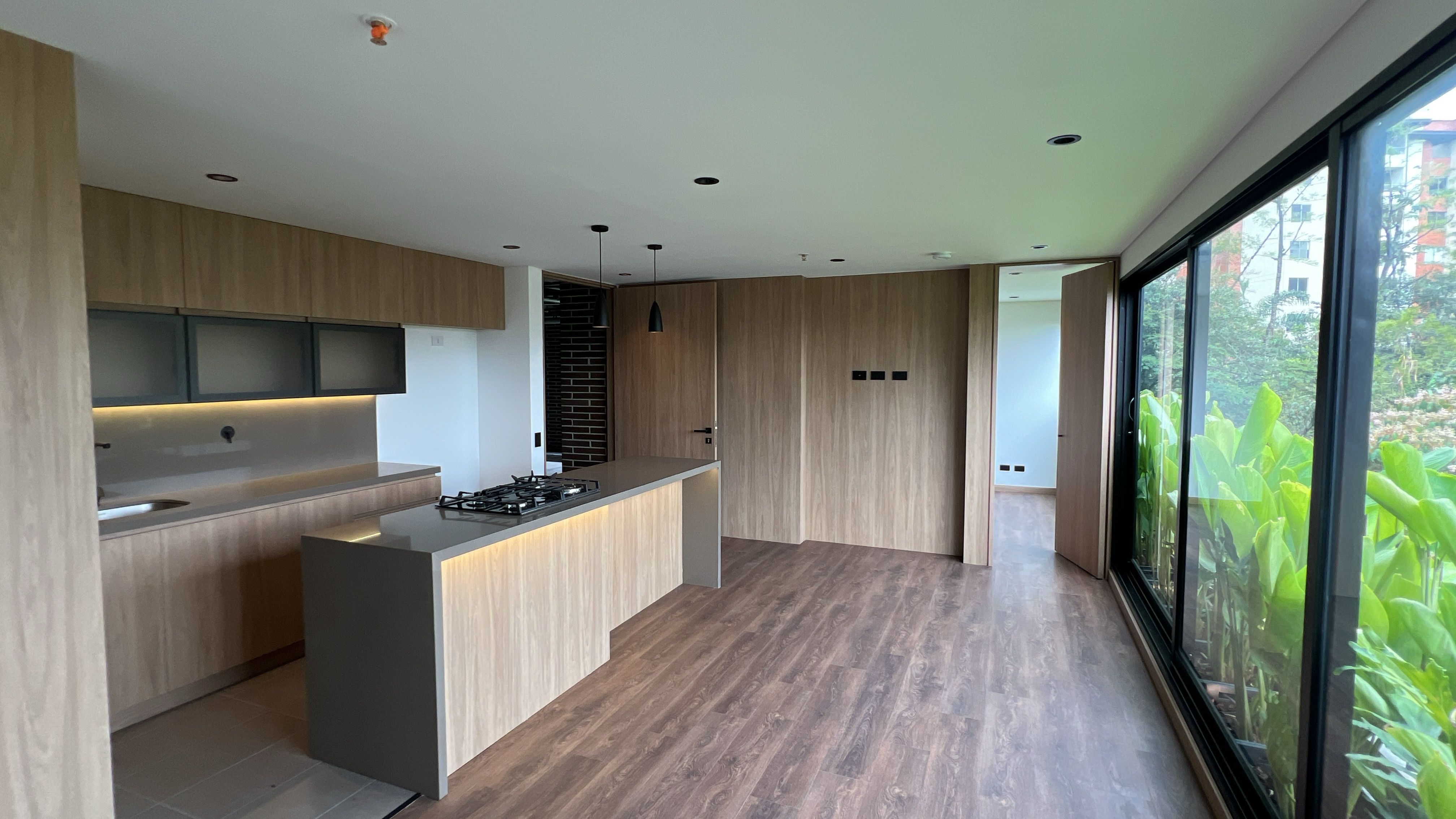 Apartaestudio en venta Antioquia Envigado El Esmeraldal 60 m2 Habitaciones 1 Baños 2 Garajes 2 Precio $765000000