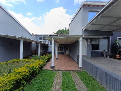 Casa en venta Antioquia Envigado La Paz 150 m2 Habitaciones 4 Baños 4 Garajes 4 Precio $900000000