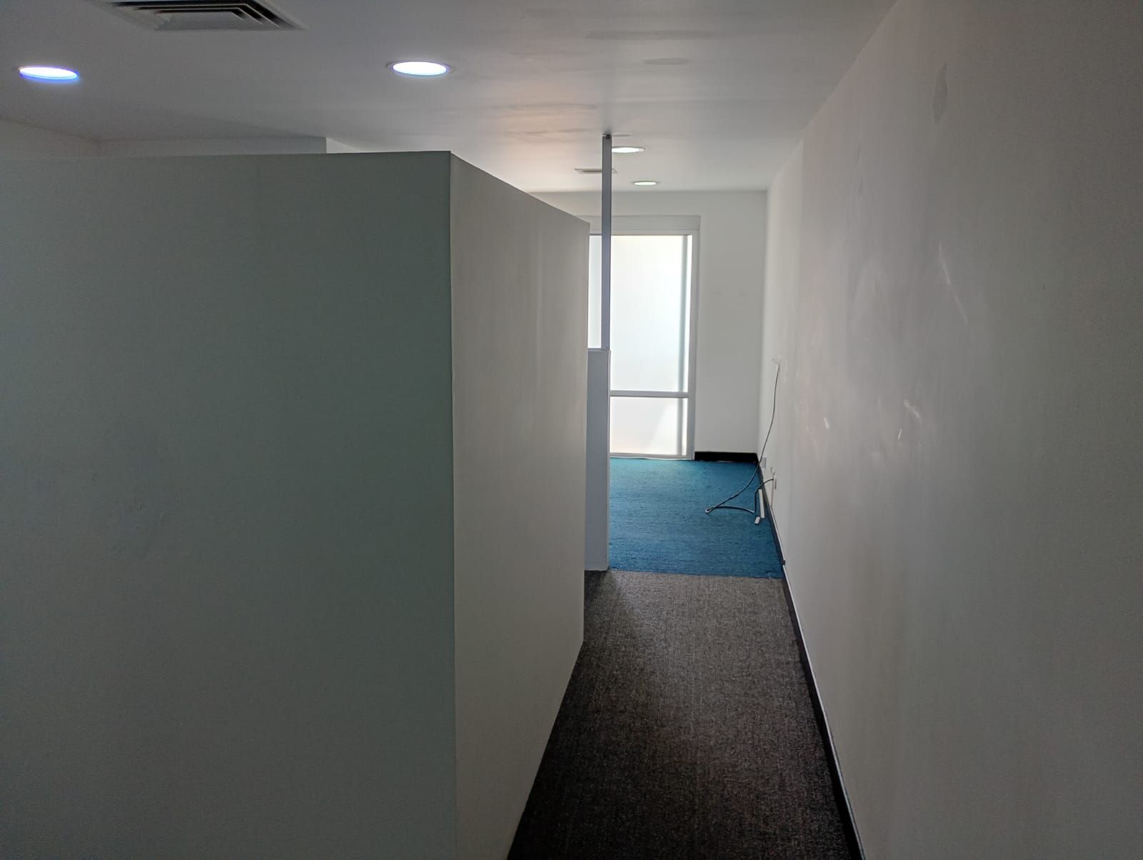 Oficina en arriendo Antioquia Medellín Las Acacias 36 m2 Habitaciones 0 Baños 1 Garajes 1 Precio $2900000