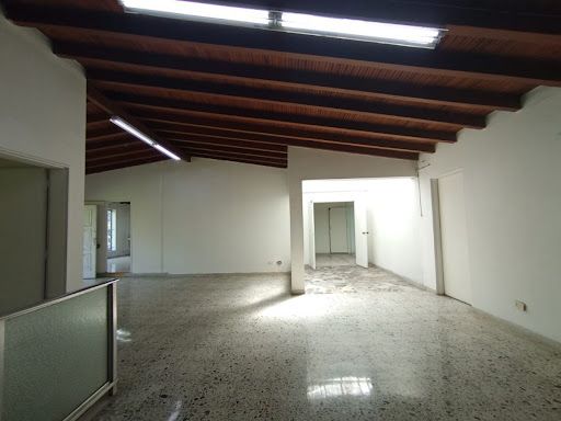 Casa en arriendo Antioquia Medellín Laureles 285 m2 Habitaciones 3 Baños 6 Garajes 0 Precio $6700000