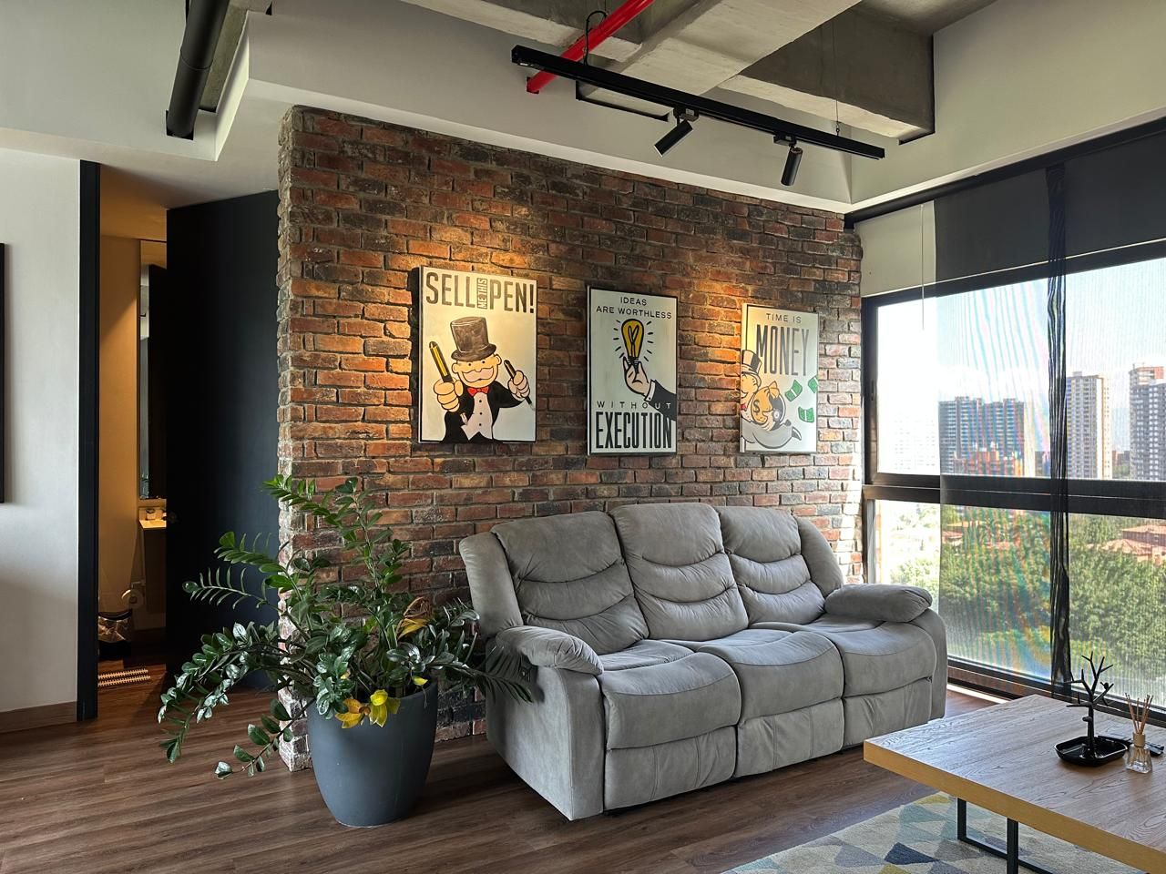 Apartamento en arriendo Antioquia Medellín San Lucas 89 m2 Habitaciones 1 Baños 2 Garajes 2 Precio $8100000