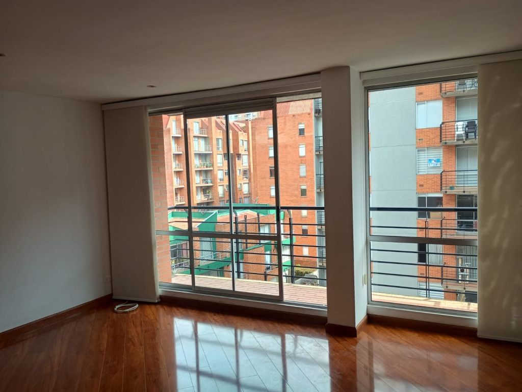 Apartamento en venta Cundinamarca Bogotá El Plan 87 m2 Habitaciones 3 Baños 2 Garajes 2 Precio $610000000