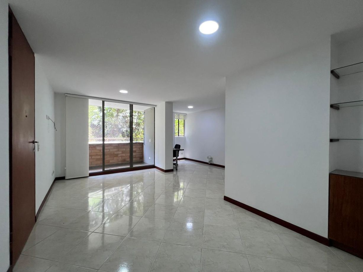 Apartamento en arriendo o venta Antioquia Envigado La Orquídea 70 m2 Habitaciones 2 Baños 2 Garajes 1 Precio venta $690000000 Precio arriendo $3950000