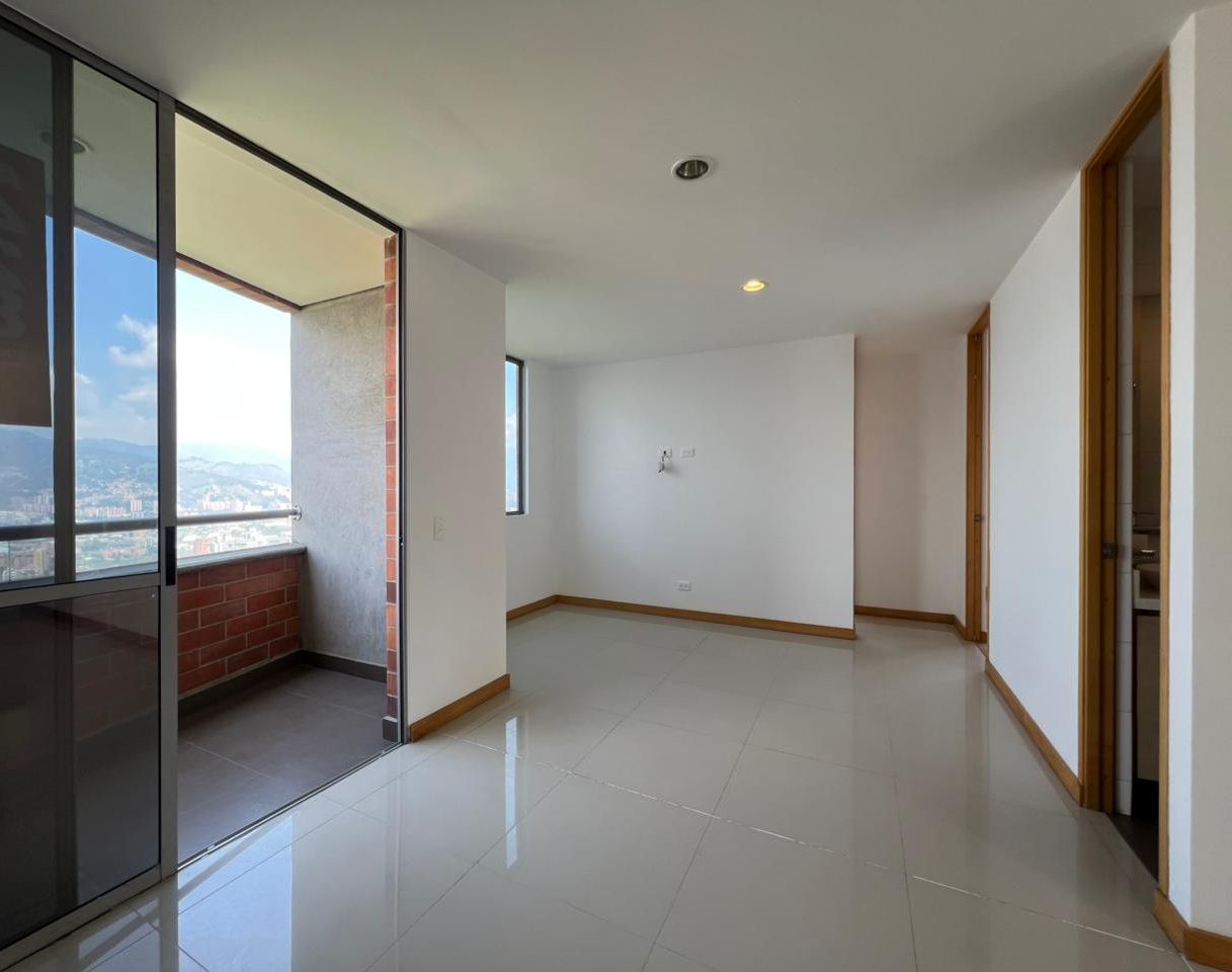 Apartamento en arriendo Antioquia Envigado Loma Del Atravesado 68 m2 Habitaciones 2 Baños 2 Garajes 1 Precio $3950000