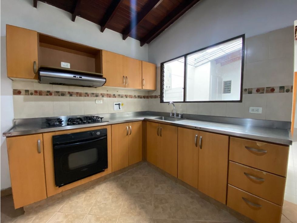 Casa en arriendo Antioquia Medellín Simon Bolivar 130 m2 Habitaciones 3 Baños 3 Garajes 1 Precio $7300000