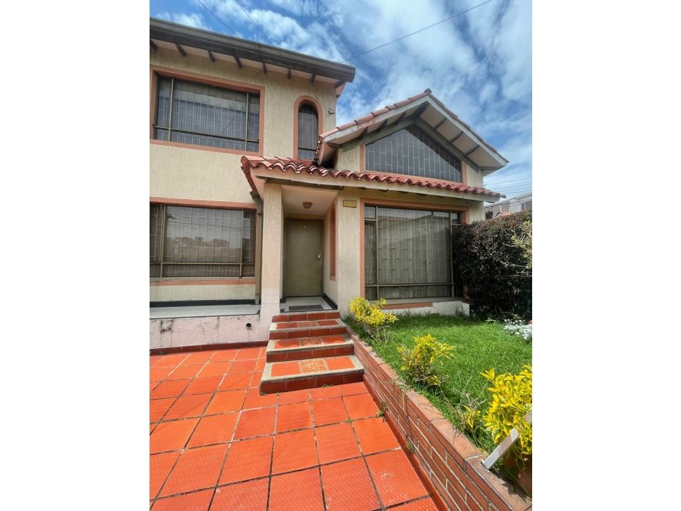 Casa en venta Cundinamarca Chía Santa Lucía 250 m2 Habitaciones 4 Baños 4 Garajes 1 Precio $600000000