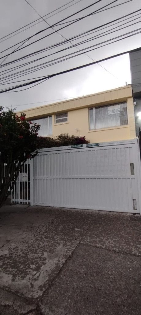 Casa en venta Cundinamarca Bogotá Estoril 387 m2 Habitaciones 7 Baños 8 Garajes 1 Precio $1300000000