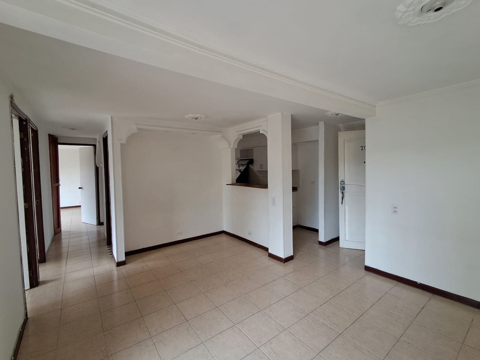 Apartamento en arriendo Antioquia La Estrella Industrial 70 m2 Habitaciones 3 Baños 2 Garajes 1 Precio $2600000