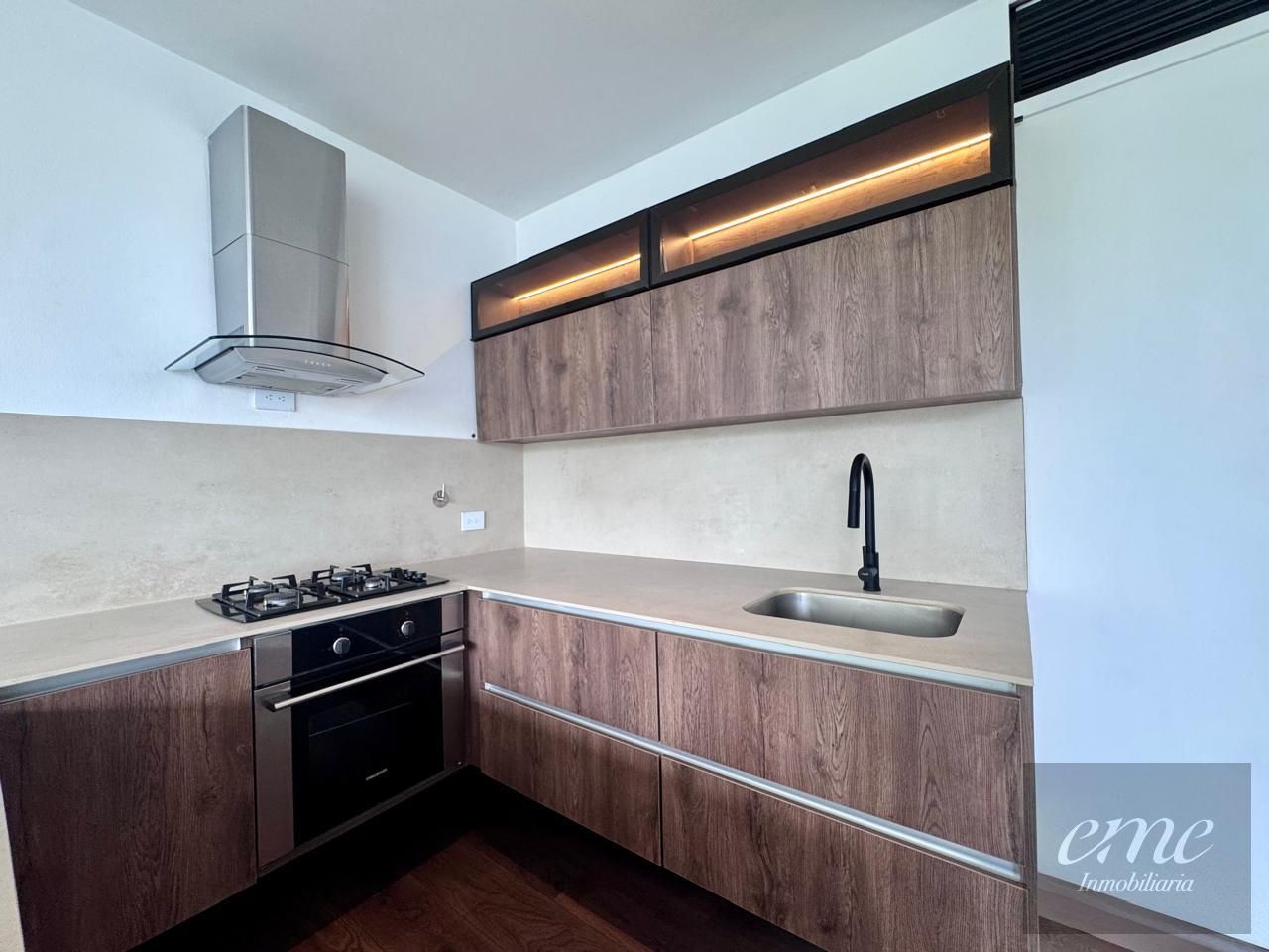 Apartamento en arriendo Antioquia Medellín San Lucas 83 m2 Habitaciones 1 Baños 2 Garajes 1 Precio $5500000