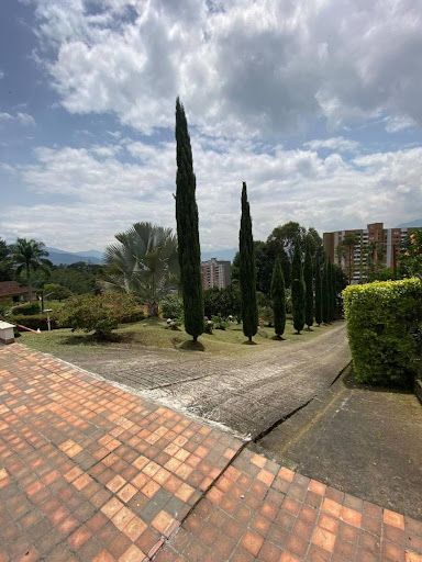Casa Campestre en arriendo Antioquia Envigado San Rafael 400 m2 Habitaciones 4 Baños 4 Garajes 2 Precio $11000000