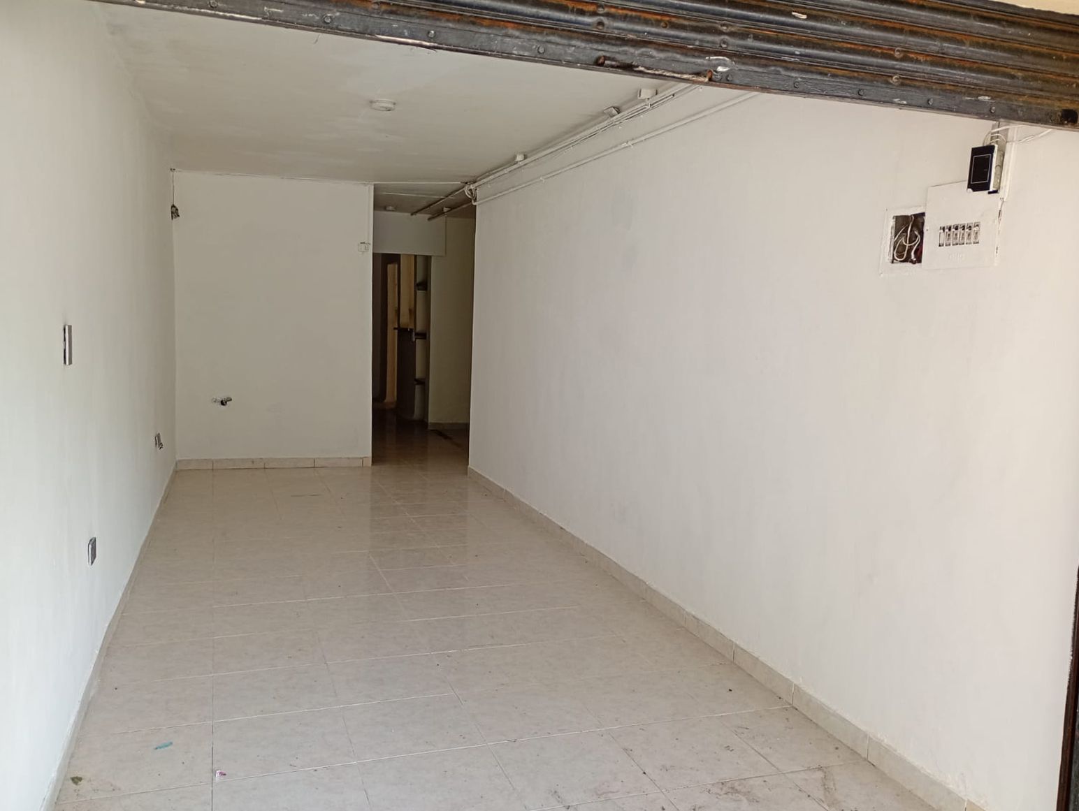 Local en arriendo Antioquia Medellín Florida Nueva 100 m2 Habitaciones 0 Baños 2 Garajes 0 Precio $4200000
